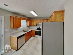 1929 Teddington Dr in Charlotte, NC - Building Photo - Building Photo