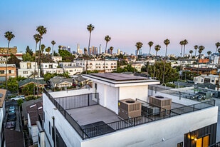 242 N Dillon St, Unit 240 N Dillon St in Los Angeles, CA - Building Photo