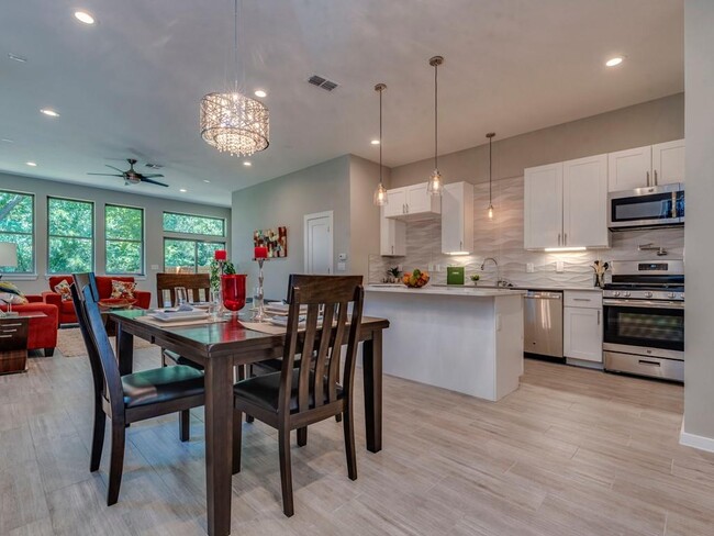 3709 Grayson Ln in Austin, TX - Building Photo - Building Photo
