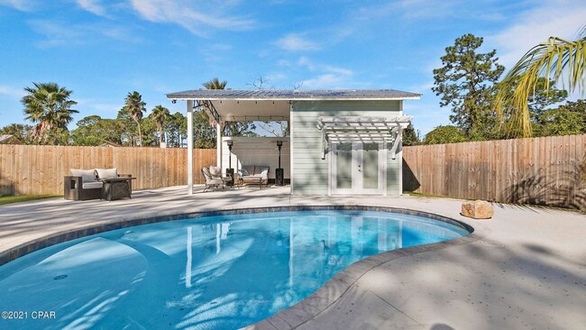 2916 Laurie Ave in Panama City, FL - Building Photo - Building Photo