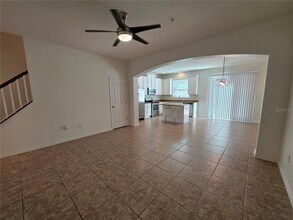 9464 Tawnyberry St in Orlando, FL - Building Photo - Building Photo