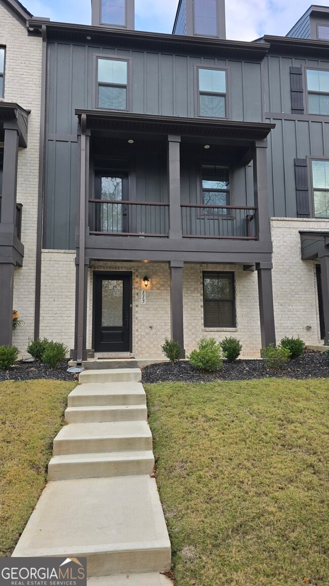 property at 115 Climbing Ivy Cir