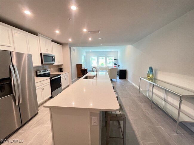 property at 4664 Arboretum Cir