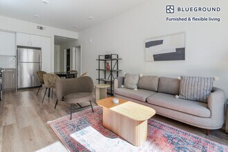 22271 Foothill Blvd, Unit SI FL4-ID1702 in Hayward, CA - Foto de edificio - Building Photo