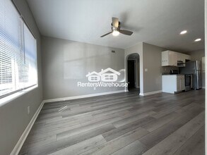 310 S Arcturas Ave in Clearwater, FL - Building Photo - Building Photo