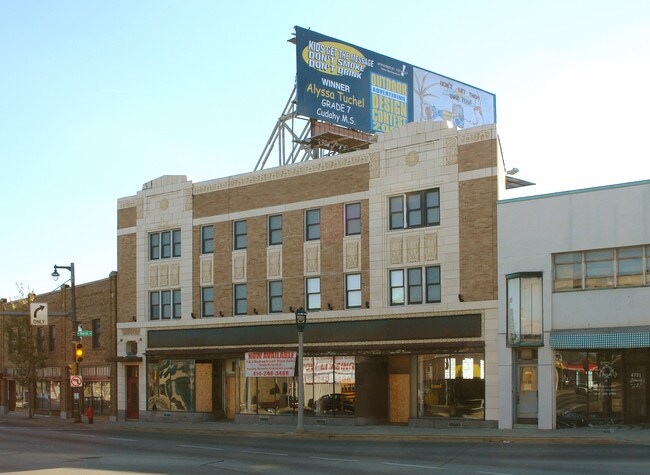 4719-4725 W North Ave