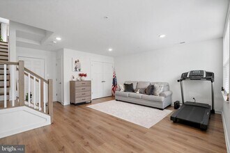 332 Furgeson Ln in Frederick, MD - Building Photo - Building Photo