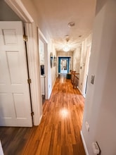 102 Longfellow Close in Moosic, PA - Foto de edificio - Building Photo