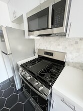 1521 12th St in Santa Monica, CA - Building Photo - Building Photo