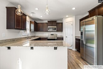 762 Lansford Bay Dr in West Columbia, SC - Building Photo - Building Photo