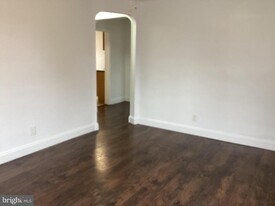 615 Broadway in Westville, NJ - Building Photo