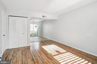 1508 Stowmarket Ct in Richmond, VA - Foto de edificio - Building Photo