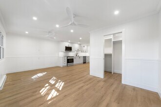 245 Unquowa Rd in Fairfield, CT - Building Photo - Building Photo