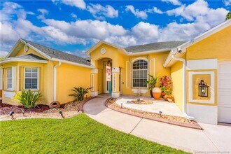 5936 NW Brenda Cir in Port St. Lucie, FL - Building Photo - Building Photo