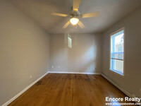 9 Beacon St, Unit 2 in Somerville, MA - Building Photo - Building Photo