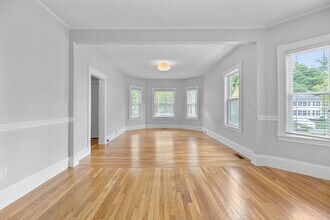 228 Langley Rd in Newton, MA - Building Photo - Building Photo