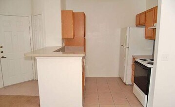 12203 Old Walters Rd in Houston, TX - Building Photo - Building Photo