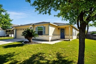 3508 Triangle Ranch in Schertz, TX - Foto de edificio - Building Photo