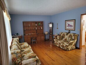 7105 N 53rd St in Tampa, FL - Building Photo - Building Photo