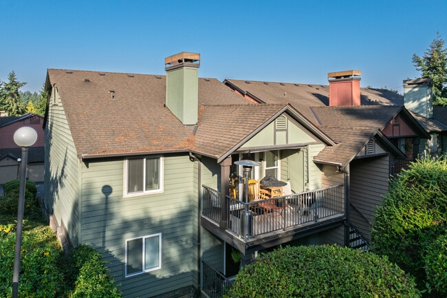 Coal Creek Condos in Newcastle, WA - Building Photo - Building Photo