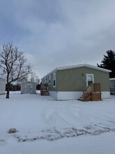 72 Hunters Rill in Lapeer, MI - Building Photo - Building Photo