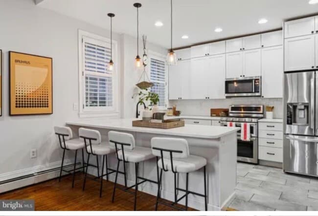 property at 1238 Waverly Walk