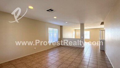 9495 Apricot Ct in Hesperia, CA - Building Photo - Building Photo