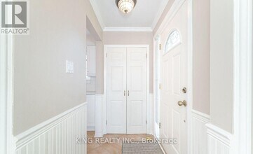 43 Grange Dr in Brampton, ON - Building Photo - Building Photo