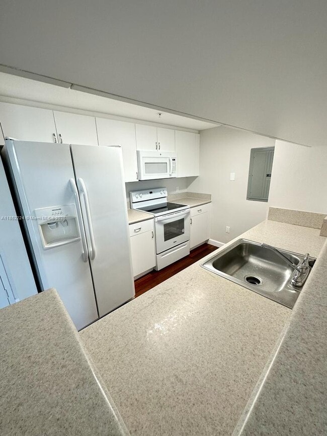 property at 816 NW 11th St