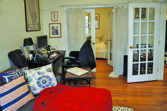 112 Willow St, Unit 112-01 in Cambridge, MA - Building Photo - Building Photo