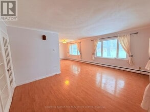 19071 Leslie St in East Gwillimbury, ON - Building Photo - Building Photo