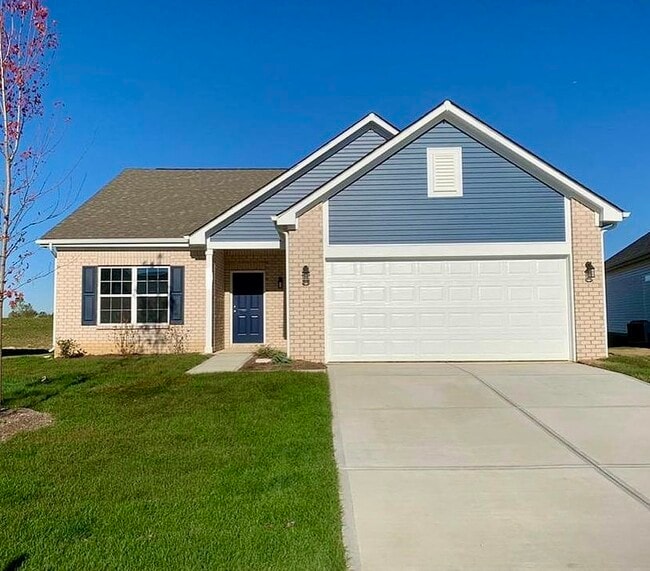 property at 2018 Maplewood Ln