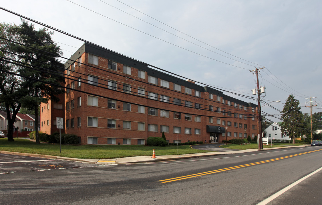 The Corona in Silver Spring, MD - Building Photo