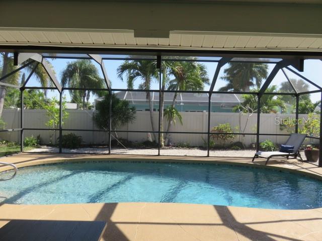 property at 7207 15th Ave Dr W