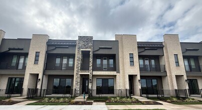 1205 Doris May Dr in Allen, TX - Foto de edificio - Building Photo
