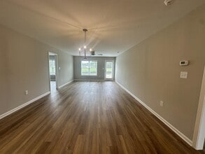 815 Middleton Rd in Dunn, NC - Building Photo - Building Photo