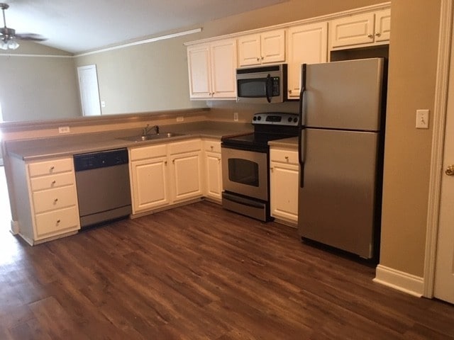 100 Fair Oaks Dr in Athens, GA - Building Photo