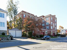 550 Belmont St, Unit 1 in Watertown, MA - Building Photo