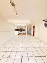 20000 SW 123rd Dr, Unit M-107 in Miami, FL - Building Photo - Building Photo