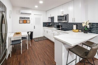 1373 NE 110th Terrace in Miami, FL - Building Photo - Building Photo