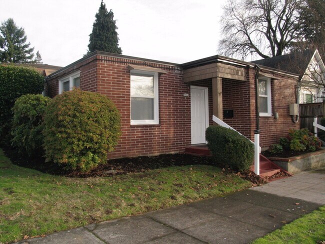 Sellwood 5 Plex