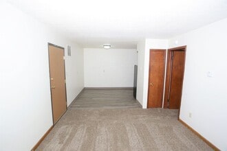 Colonial Arms in Crookston, MN - Building Photo - Interior Photo