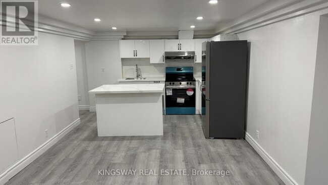 property at 49 Riverglen Dr
