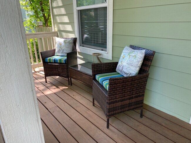 1011 Everett Pl in Charlotte, NC - Building Photo - Building Photo