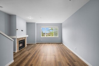 9113 Merritt Ave SE in Snoqualmie, WA - Building Photo - Building Photo