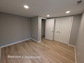 11951 Marmary Rd in Gaithersburg, MD - Foto de edificio - Building Photo