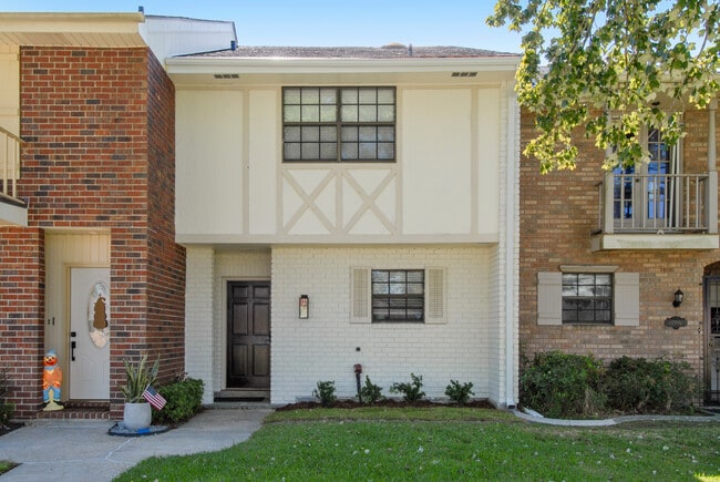 property at 4502 Park Dr N