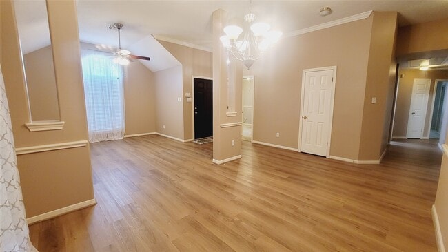 16215 Brinton Ct