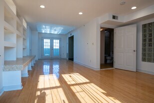 1123 5th St NW in Washington, DC - Building Photo