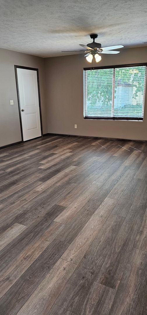 816 Phoenix Ct in Grand Island, NE - Building Photo - Building Photo